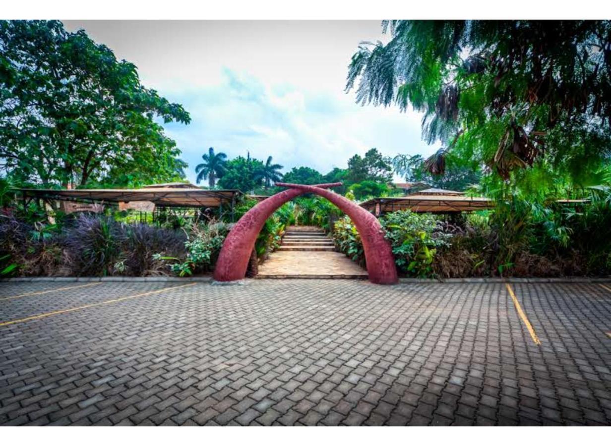 African Tribe Hotel Kampala Exterior photo