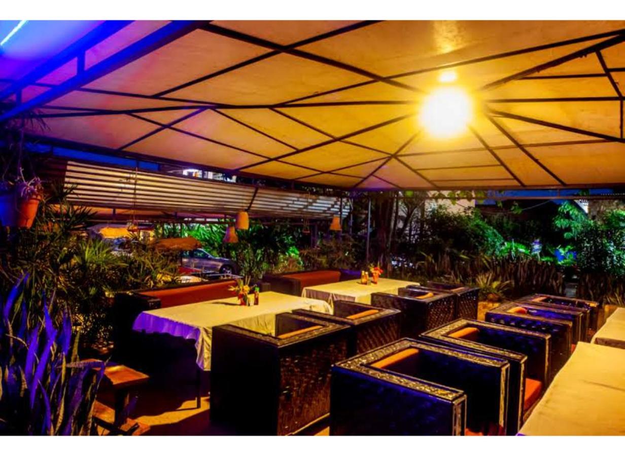 African Tribe Hotel Kampala Exterior photo