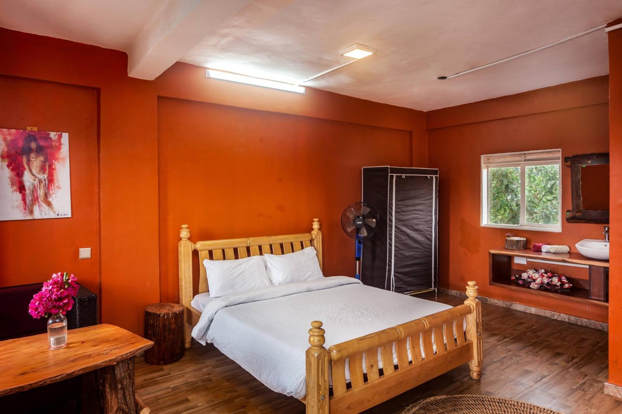 African Tribe Hotel Kampala Exterior photo