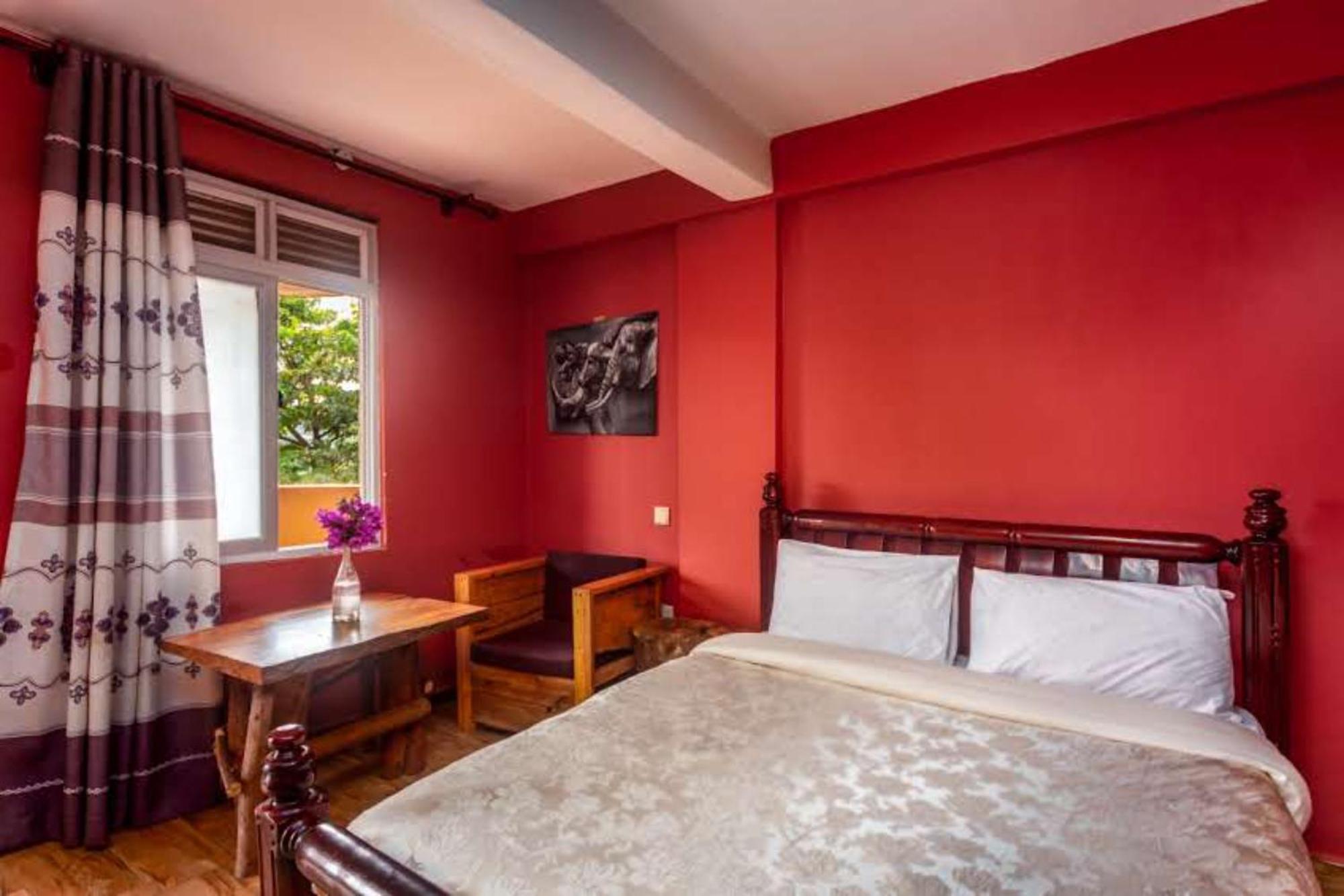 African Tribe Hotel Kampala Exterior photo