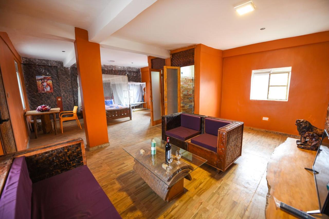 African Tribe Hotel Kampala Exterior photo