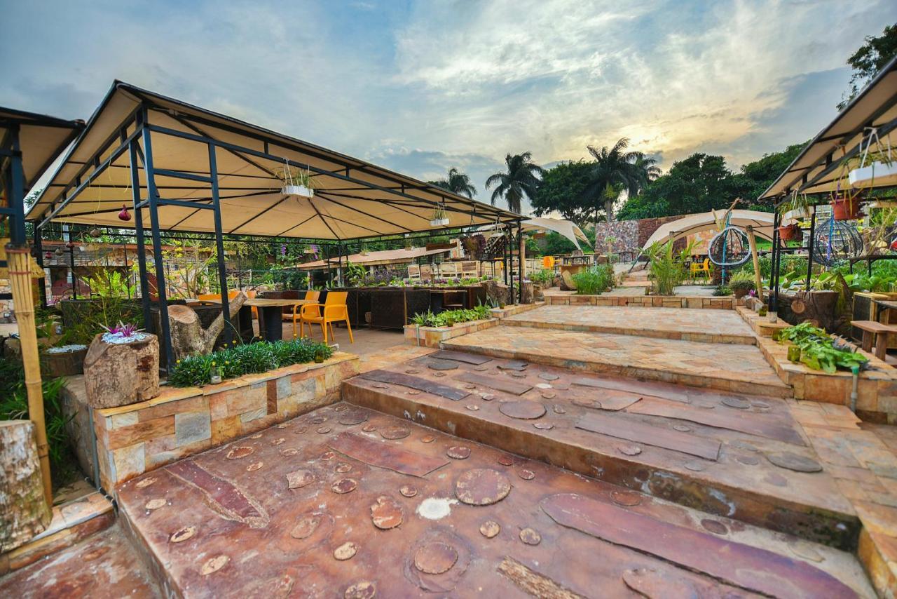African Tribe Hotel Kampala Exterior photo